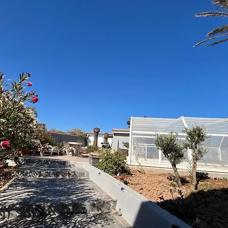 Castillo De Ralph Δωμάτια σε οικογενειακή κατοικία Los Banos de Guardias Viejas